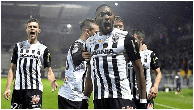 Soi kèo Angers SCO vs Lille, 09/02/2020 – VĐQG Pháp [Ligue 1]